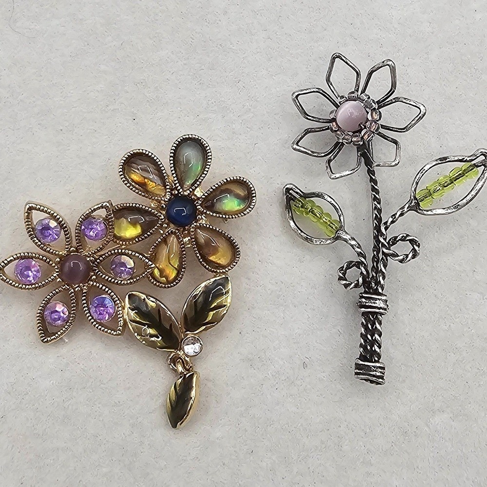 Vintage Floral Brooch Set of 2 Rhinestone Gold Silver Tone Floral Botanical Lot